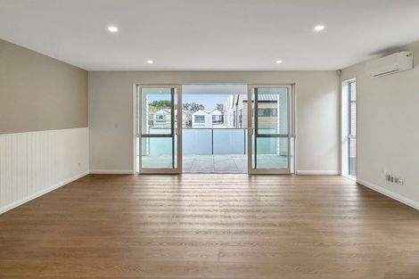 Photo of property in 12 Yellow Pear Lane, Karaka, 2578