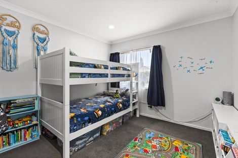 Photo of property in 8 Bucksburn Place, Greenmeadows, Napier, 4112