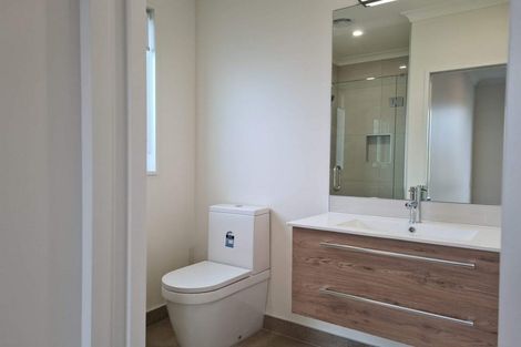 Photo of property in 8 Koral Lane, Broomfield, Christchurch, 8042