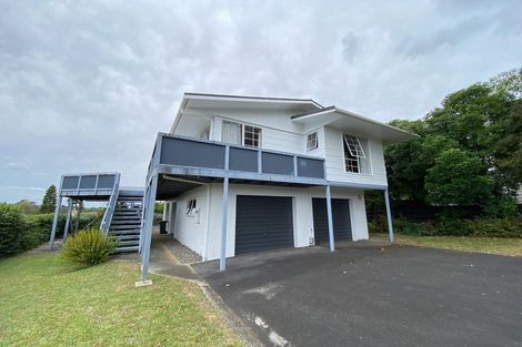 Photo of property in 11 Lachlan Drive, Dinsdale, Hamilton, 3204