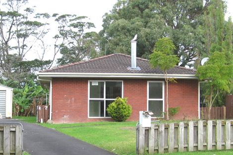 Photo of property in 17 Kopi Place, Massey, Auckland, 0614