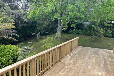 Photo of property in 30 Heathcote Road, Castor Bay, Auckland, 0620