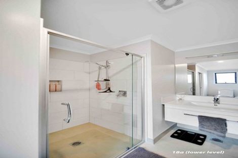 Photo of property in 18a Foreshore Lane, Karaka, Papakura, 2113