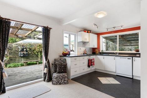 Photo of property in 98 Awapuni Road, Awapuni, Gisborne, 4010