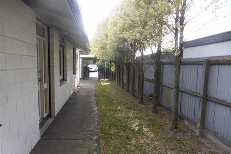 Photo of property in 11 Maidstone Road, Ilam, Christchurch, 8041