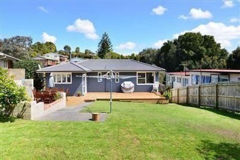Photo of property in 17 Kathleen Street, Totara Vale, Auckland, 0627