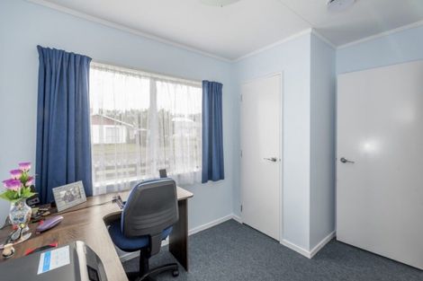 Photo of property in 13 Vogel Street, Levin, 5510