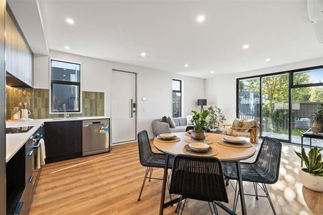 Photo of property in 3/90 Innes Road, St Albans, Christchurch, 8052