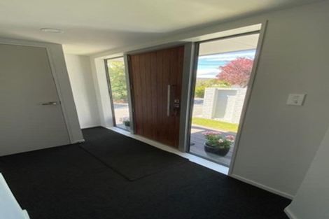 Photo of property in 2/32a Gleneagles Terrace, Ilam, Christchurch, 8053