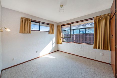 Photo of property in 22 Lake Terrace Road, Burwood, Christchurch, 8061