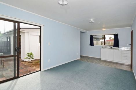 Photo of property in 15 Slako Crescent, Ruakaka, 0116