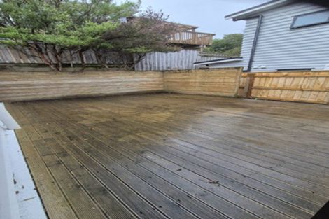 Photo of property in 22 Hampton Hill Road, Tawa, Wellington, 5028