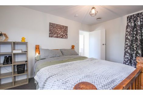 Photo of property in 27 Seafield Place, South New Brighton, Christchurch, 8062