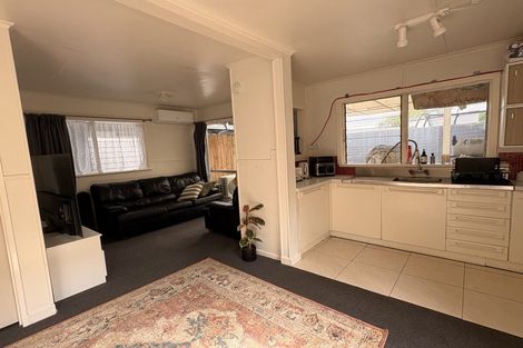 Photo of property in 7 Mcleod Street, Helensville, 0800