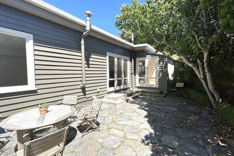 Photo of property in 25 Torwood Road, Khandallah, Wellington, 6035