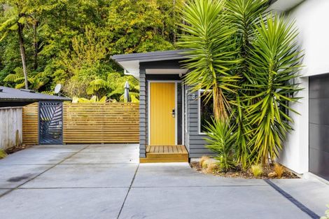 Photo of property in 8 Bright Way, Lower Vogeltown, New Plymouth, 4310