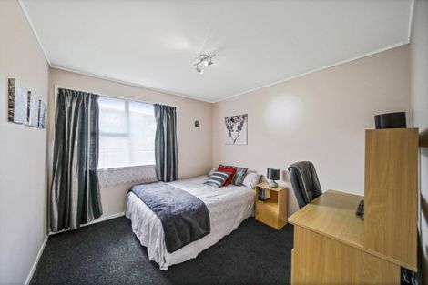 Photo of property in 54a Walworth Avenue, Pakuranga Heights, Auckland, 2010