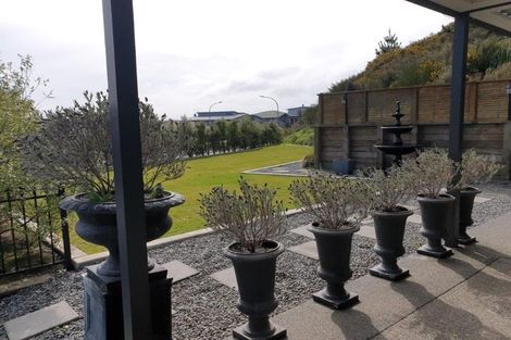 Photo of property in 111 Navigation Drive, Whitby, Porirua, 5024