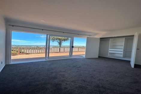 Photo of property in 1/82 Manuka Road, Glenfield, Auckland, 0629