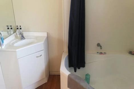 Photo of property in 57 Staveley Street, Avonhead, Christchurch, 8042