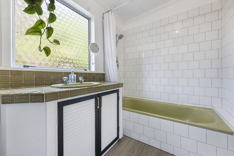 Photo of property in 13 Hereweka Street, Portobello, Dunedin, 9014