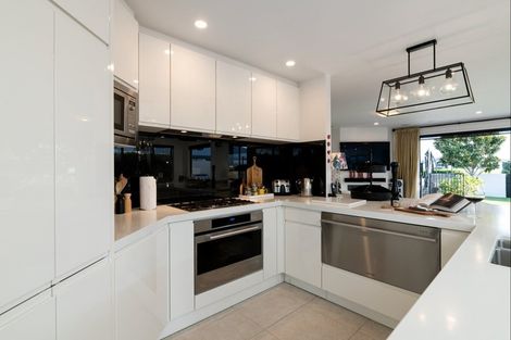 Photo of property in 6 Palazzo Drive, Papamoa Beach, Papamoa, 3118