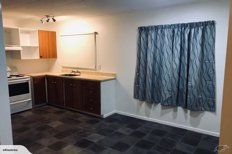 Photo of property in 4b Peter Hall Drive, Kelvin Grove, Palmerston North, 4414