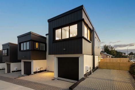 Photo of property in 935 Whangaparaoa Road, Manly, Whangaparaoa, 0930