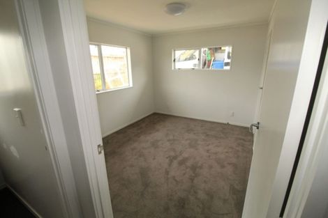 Photo of property in 10 Norman Road, Titirangi, Auckland, 0604
