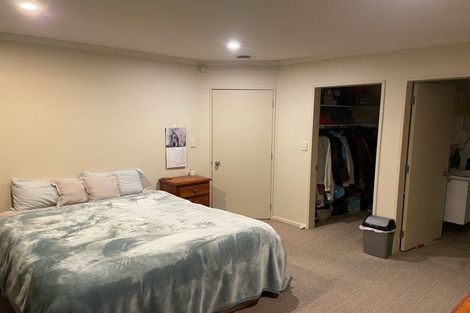 Photo of property in 7 Ron Place, Fitzherbert, Palmerston North, 4410