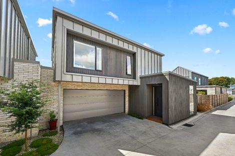 Photo of property in 23u2 Strowan Avenue, Fairfield, Hamilton, 3214
