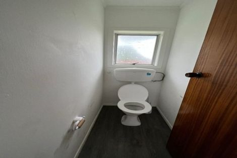Photo of property in 2/30 Mcleod Road, Henderson, Auckland, 0612