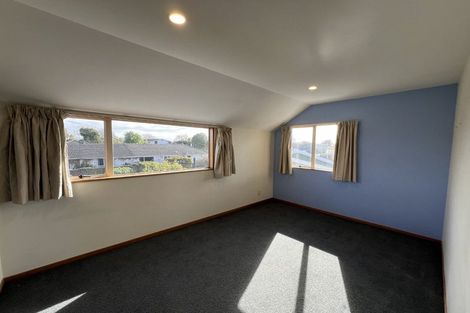 Photo of property in 33 Veitches Road, Casebrook, Christchurch, 8051