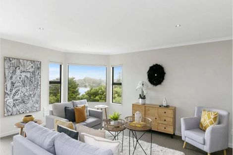 Photo of property in 16 View Road, Titahi Bay, Porirua, 5022
