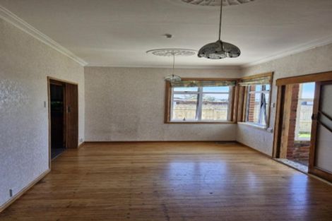 Photo of property in 10 Raniera Street, Glen Avon, New Plymouth, 4312