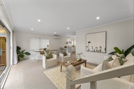 Photo of property in 2/8 Terrace Avenue, Mount Maunganui, 3116