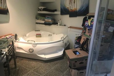 Photo of property in 2/11 Montrose Terrace, Mairangi Bay, Auckland, 0630