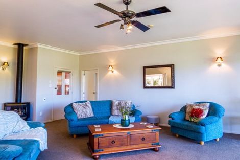 Photo of property in 10 Lakeview Place, Whakatane, 3120