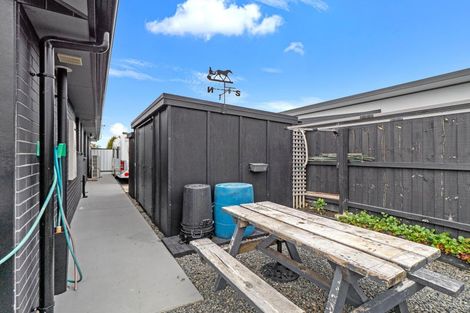 Photo of property in 9 Godley Place, Woodend, 7610