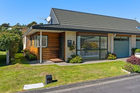 Photo of property in Redwood Village, 15/42 Main Road, Tawa, Wellington, 5028