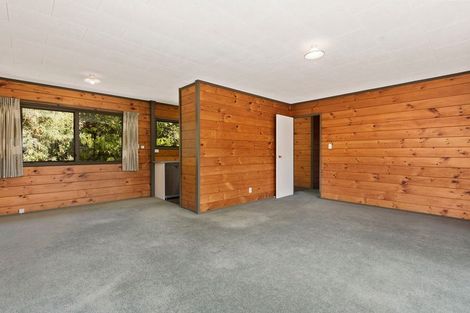 Photo of property in 43 August Street, Stokes Valley, Lower Hutt, 5019