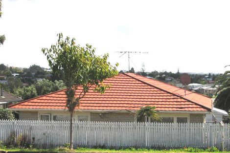 Photo of property in 93 Hutchinson Avenue, New Lynn, Auckland, 0600