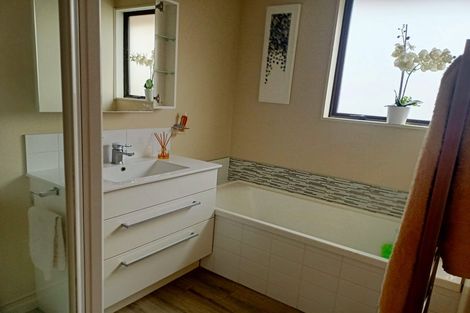 Photo of property in 1/21 Royleen Street, Casebrook, Christchurch, 8051