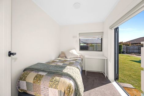 Photo of property in 16 Harris Crescent, Papanui, Christchurch, 8053