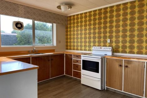 Photo of property in 16 Huatoki Street, Vogeltown, New Plymouth, 4310