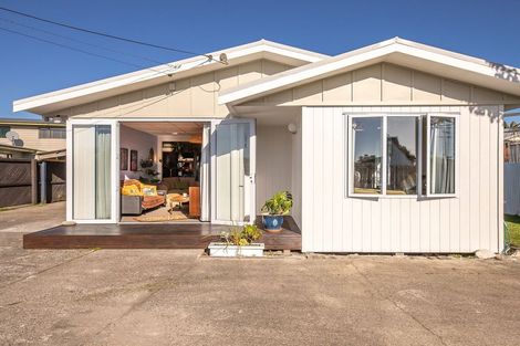 Photo of property in 14 Coates Street, Westport, 7825