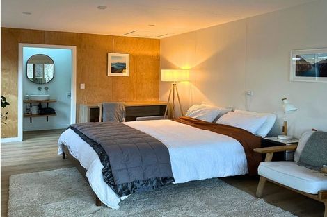 Photo of property in 10a Larch Place, Wanaka, 9305