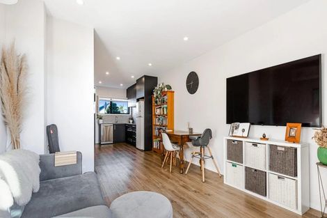 Photo of property in 37 Treloar Crescent, Hobsonville, Auckland, 0616