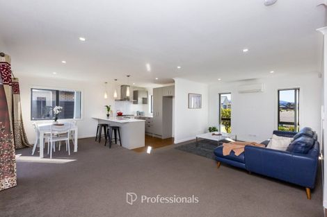 Photo of property in 32 Filmer Crescent, Wallaceville, Upper Hutt, 5018