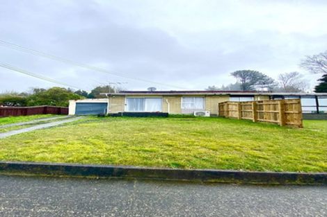 Photo of property in 18f2- Hillside Drive, Maoribank, Upper Hutt, 5018